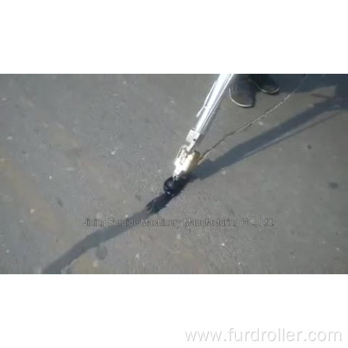 Highly Praised 100L Asphalt Tank Road Crack Sealing Machine